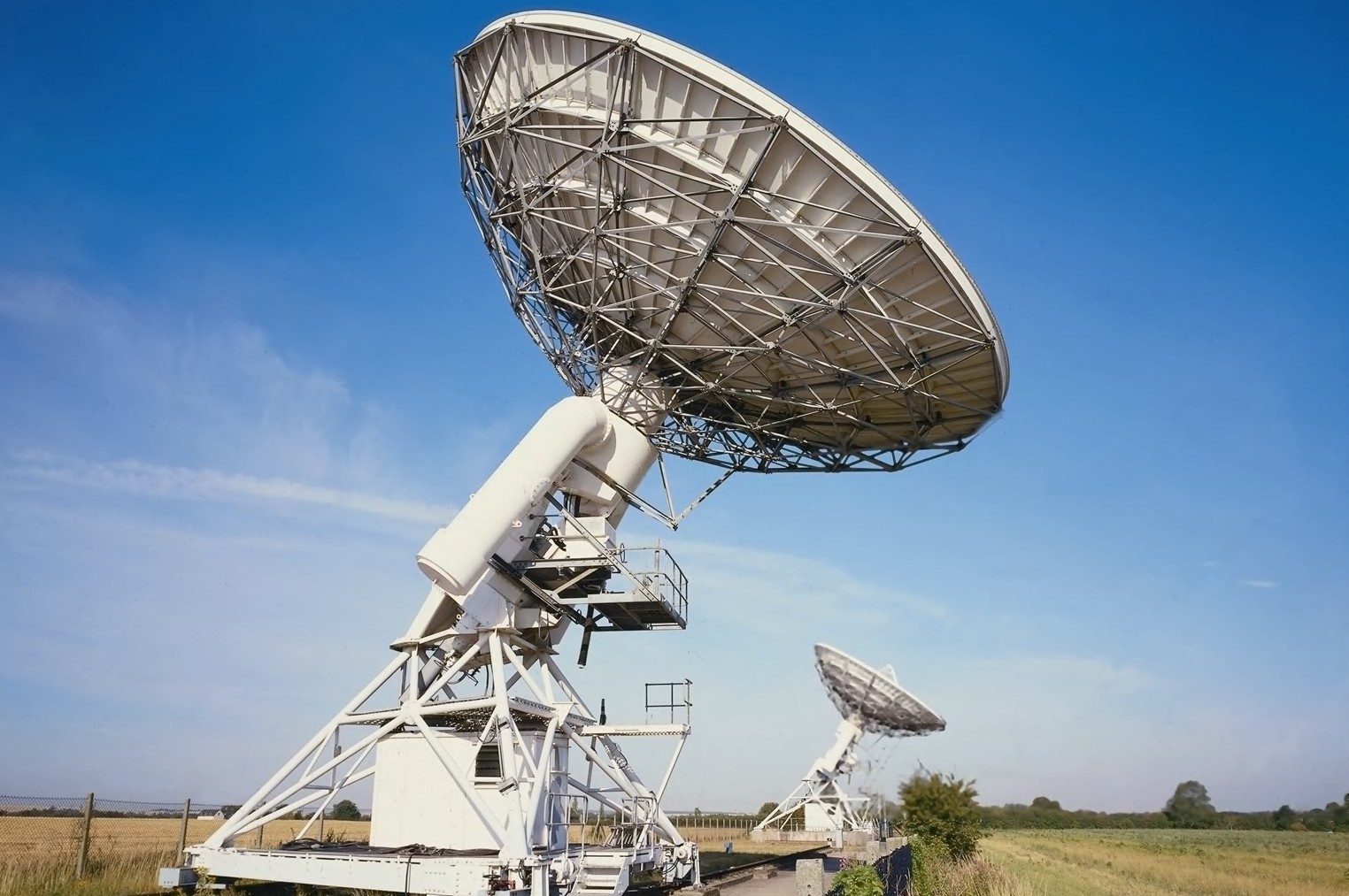Antenna installation